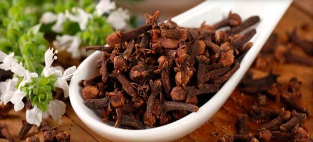 Cloves to remove parasites